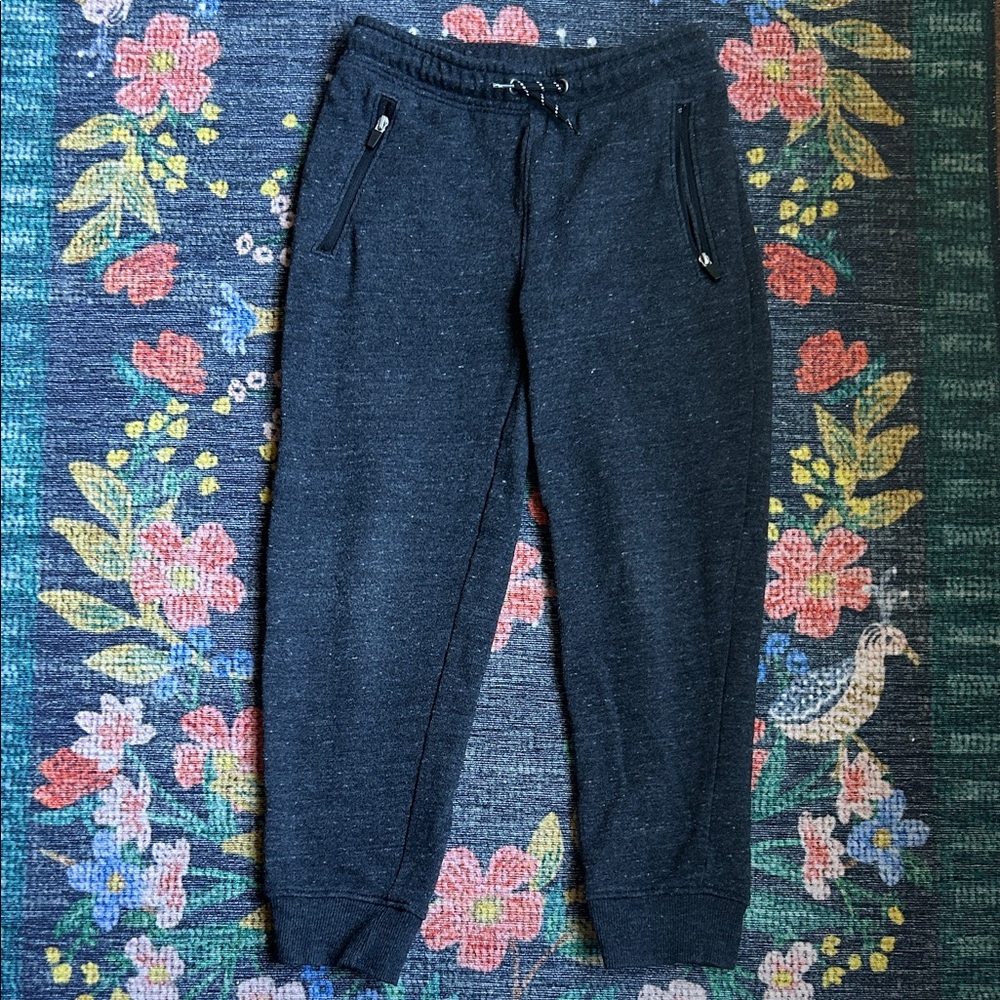 Old Navy Boys Dark Gray Jogger Sweatpants, Size Small (6-7)